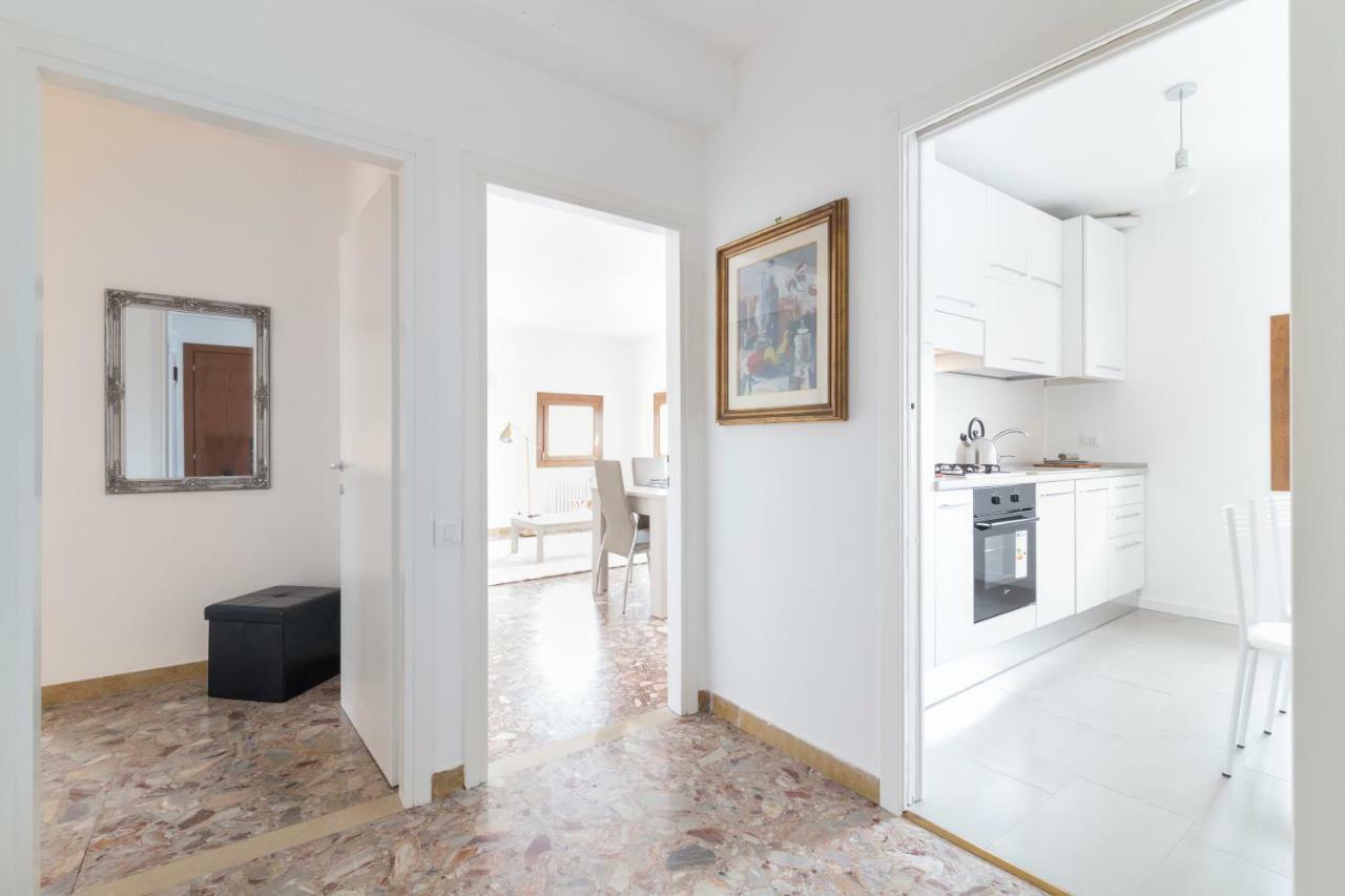 Residence On The Canal Venesia Bagian luar foto