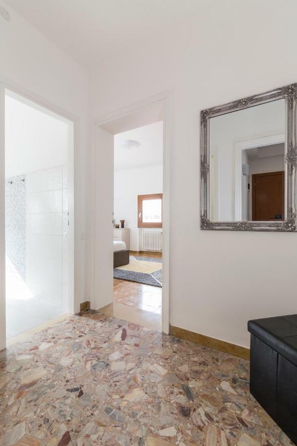 Residence On The Canal Venesia Bagian luar foto